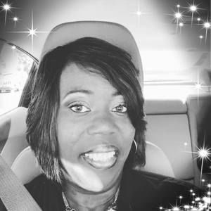 Meet your Posher, Cassandra